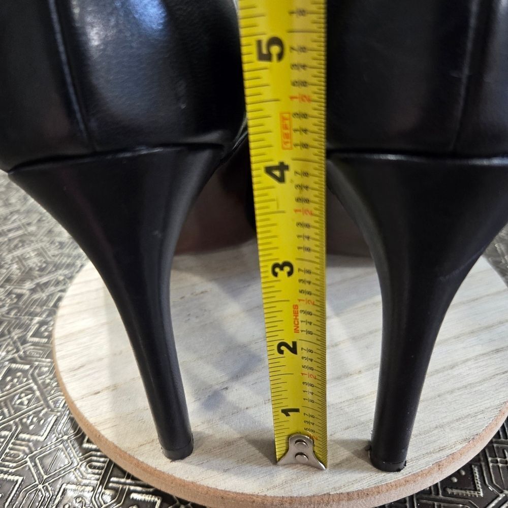 🐢 Cole Haan Antoinette Grand Pump 4" heel size 10.5 Exceptional condtion. - Picture 8 of 17